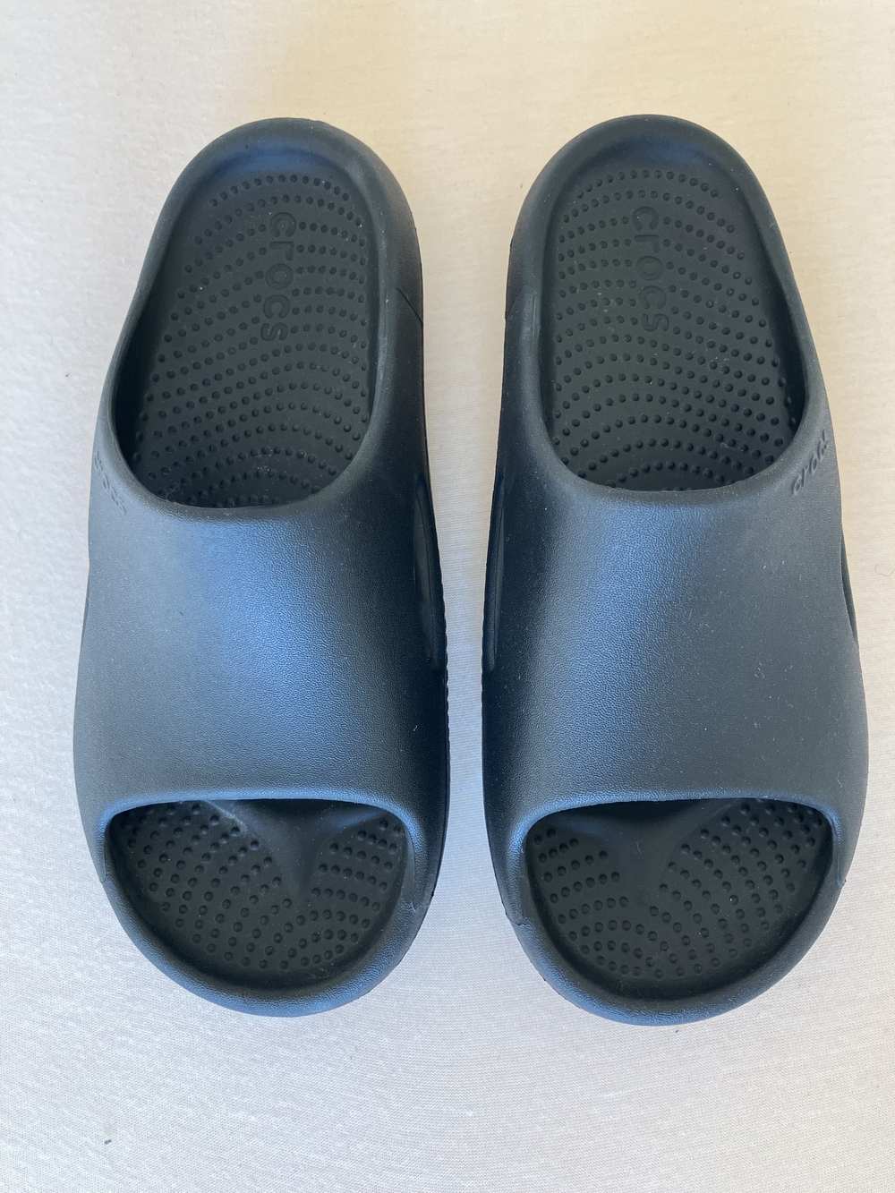 Crocs Mellow Recovery Slide Sandals Black Men’s 8 Women’s 10